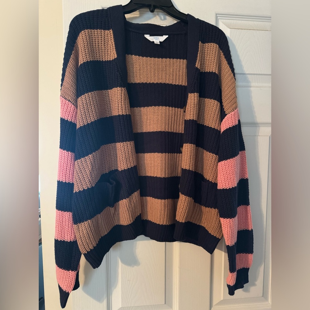 Sweater cardigan, size xl 16-18, NWT